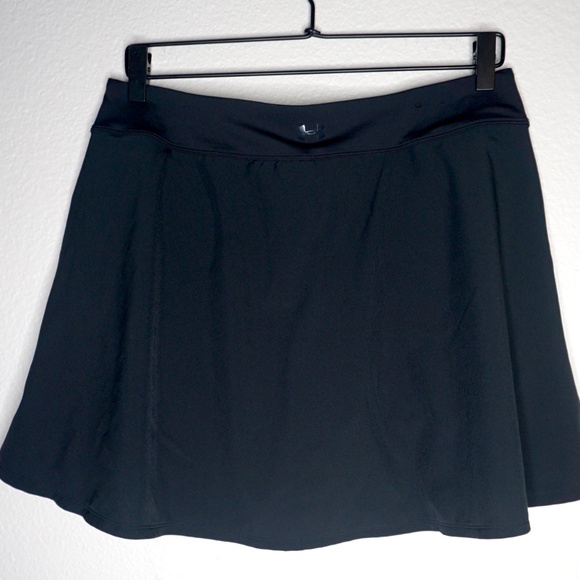 Under Armour Links Skort Black - Size Large - Picture 4 of 6